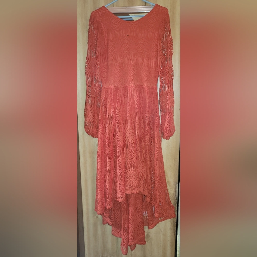 BRAND NEW NO TAGS "FREE PEOPLE....BEACH" SIZE M WOMENS DRESS